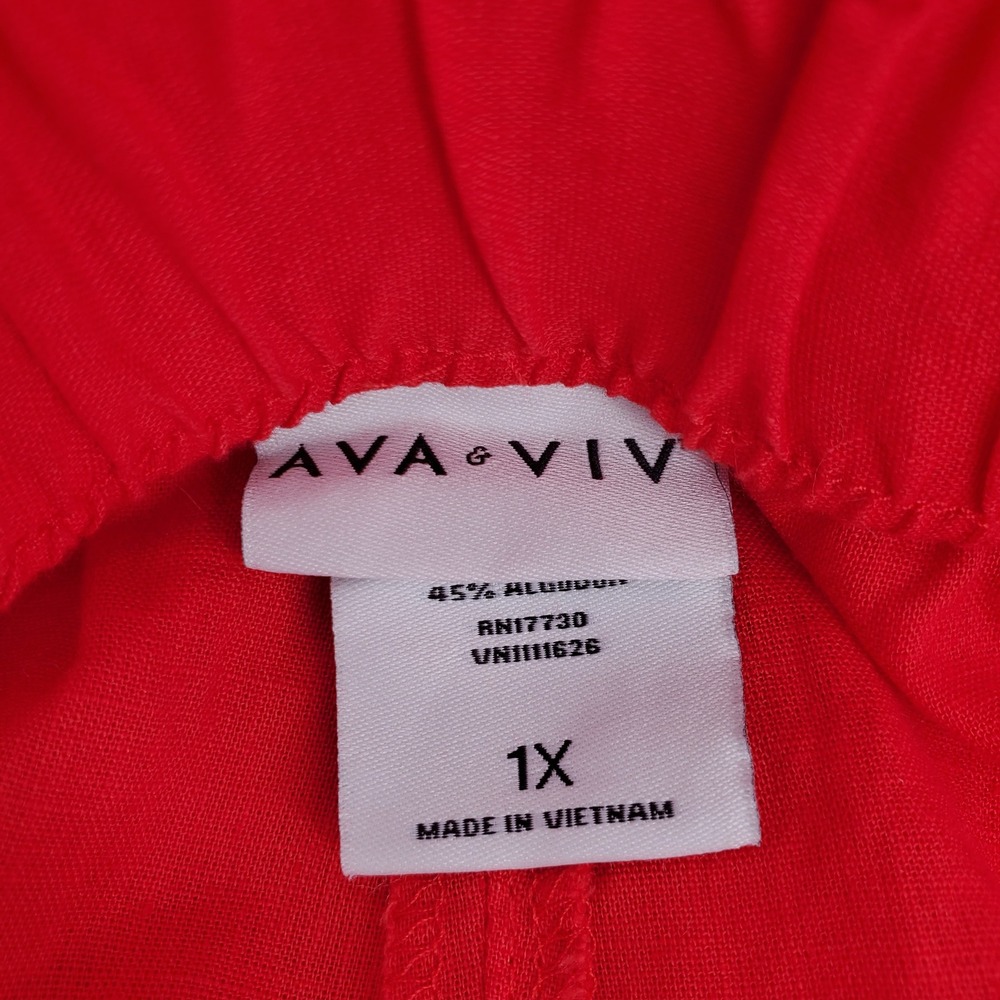Ava & Viv Womens Plus Size 1X Red Linen Cotton Blend Paperbag Waist Shorts New - Picture 3 of 9